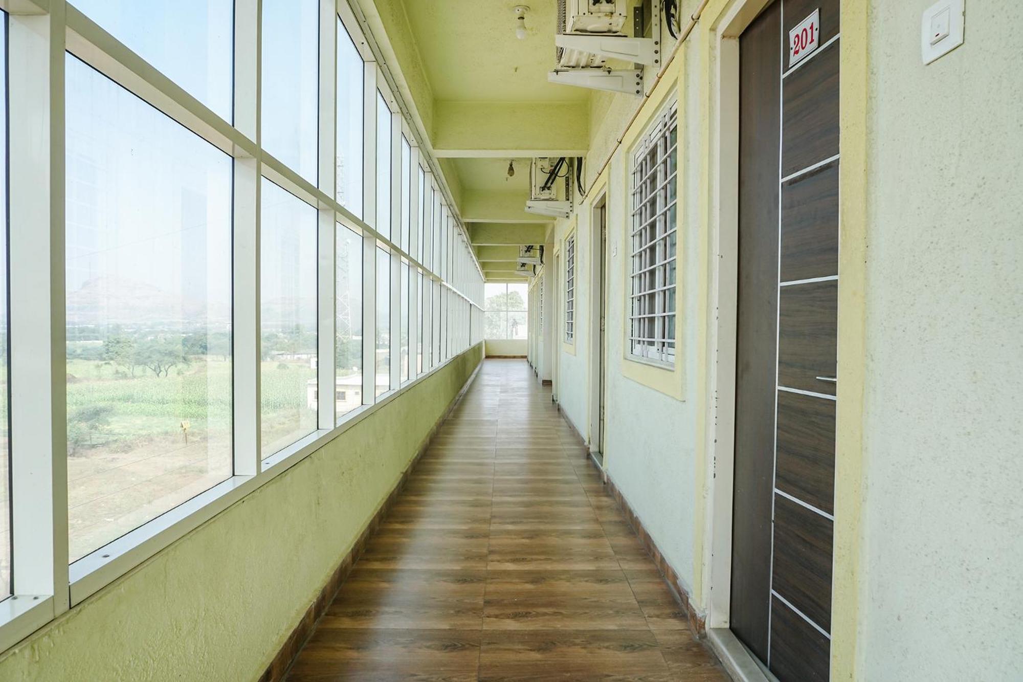 Fabexpress Vaishnav Inn Talegaon Dabhade Exterior foto